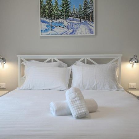 Hotel Peroni Korce Luaran gambar
