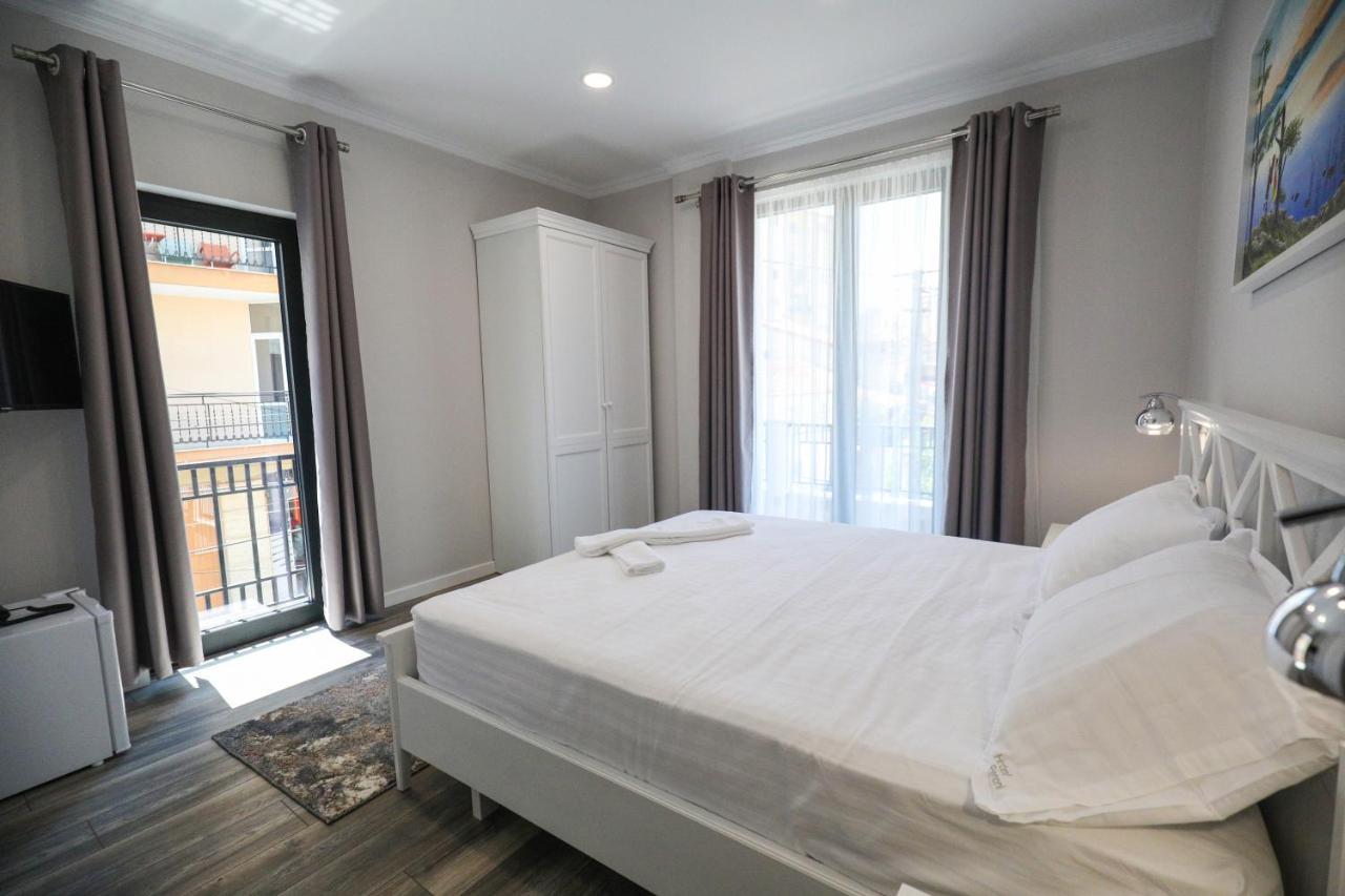 Hotel Peroni Korce Luaran gambar