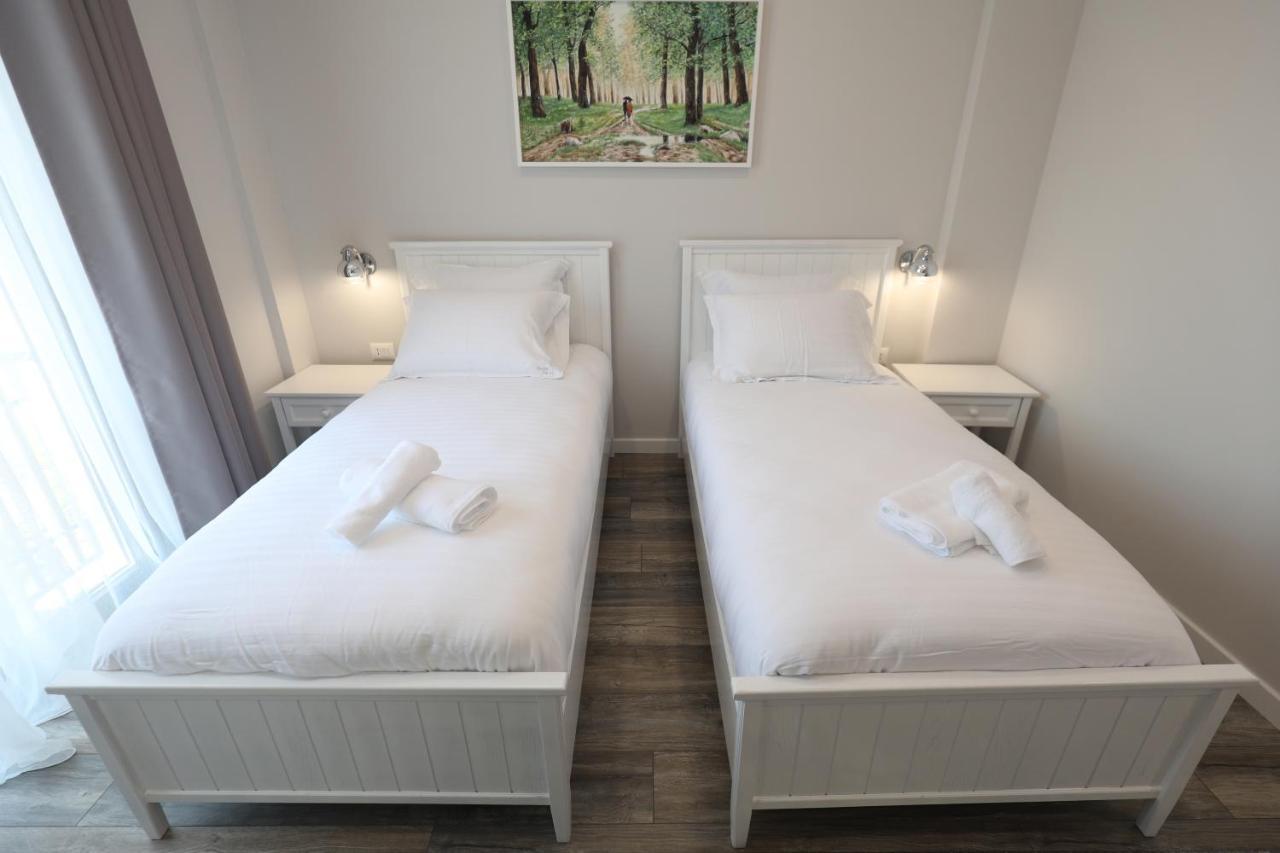 Hotel Peroni Korce Luaran gambar